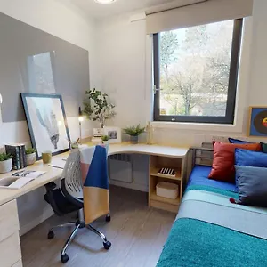 Stylish Ensuite At Parker House In Centre Hostel